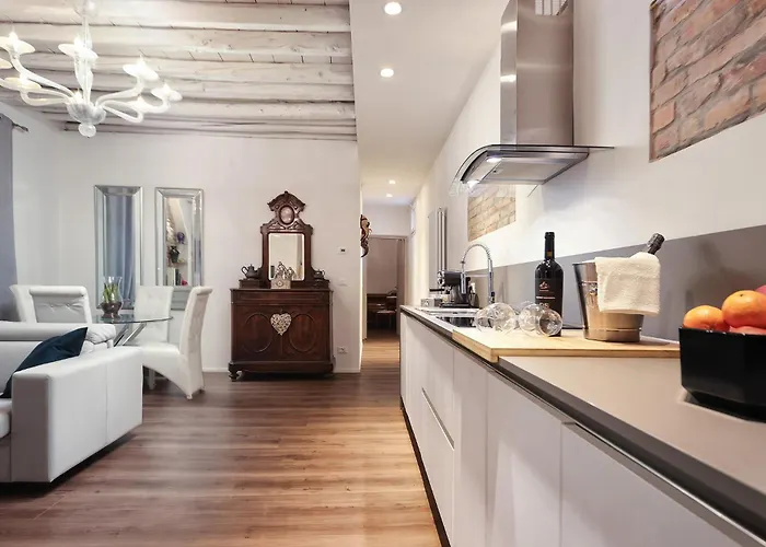 Sara S Luxury Five Minutes From Piazza San Marco