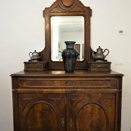 Lägenhet Sara S Luxury Five Minutes From Piazza San Marco