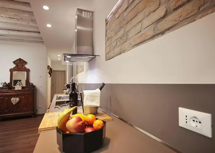 Sara S Luxury Five Minutes From Piazza San Marco * Венеция