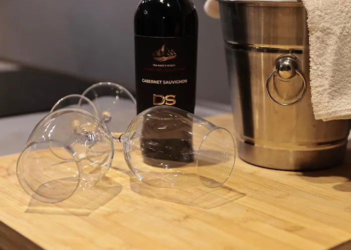 Sara S Luxury Five Minutes From Piazza San Marco Апартаменты Венеция