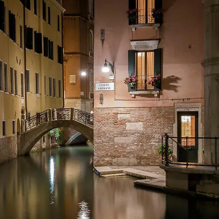 Apartmán Sara S Luxury Five Minutes From Piazza San Marco *