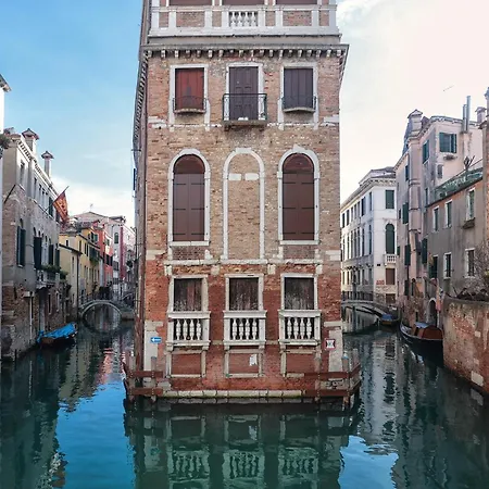Sara S Luxury Five Minutes From Piazza San Marco