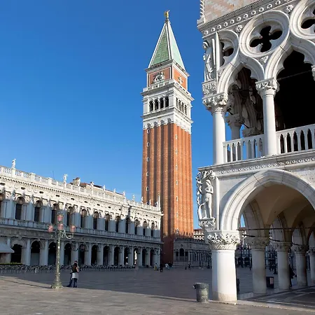 Sara S Luxury Five Minutes From Piazza San Marco Apartmán Benátky