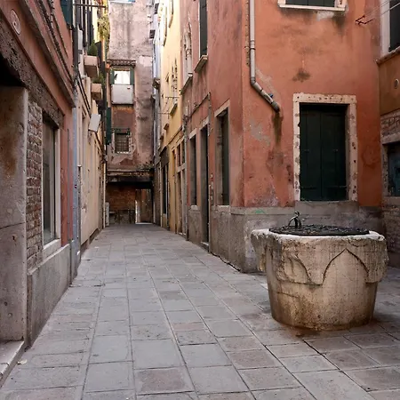 Sara S Luxury Five Minutes From Piazza San Marco *