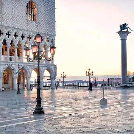 Apartmán Sara S Luxury Five Minutes From Piazza San Marco *